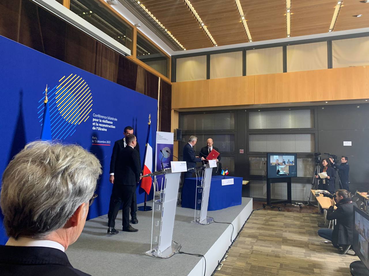 Франція допоможе Україні з відбудовою залізничної інфраструктури